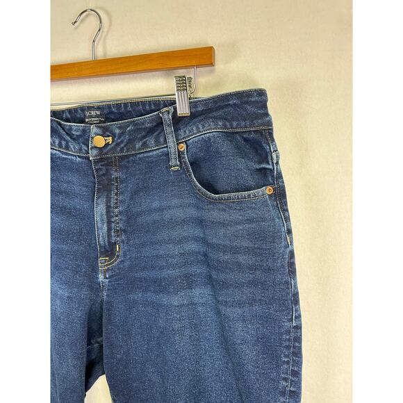 Woman's J. Crew Straight Jeans -‎ Size 35 Dark Wash Everyday Denim - Picture 3 of 9